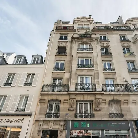 A Cosy 1-br In Beaugrenelle *